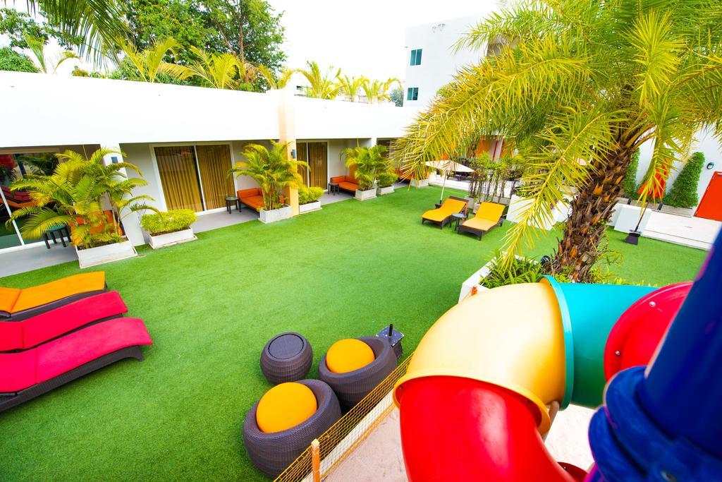 FuramaXclusive Sandara Hua Hin at Cha-am Beach Bagian luar foto
