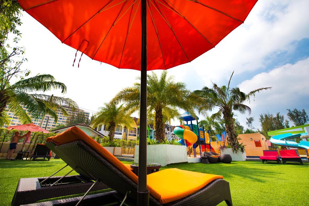 FuramaXclusive Sandara Hua Hin at Cha-am Beach Bagian luar foto